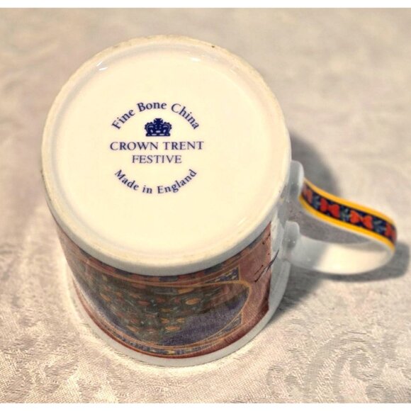 Crown Trent Christmas Tree Mug. Fine Bone China, England - Picture 6 of 6